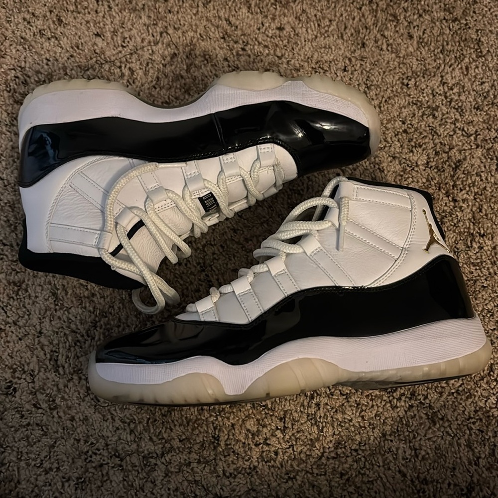 Air jordan 11 retro gratitudes